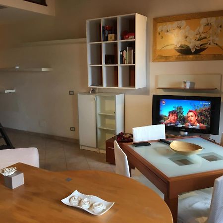 Вилла Beach Holiday Террачина Экстерьер фото